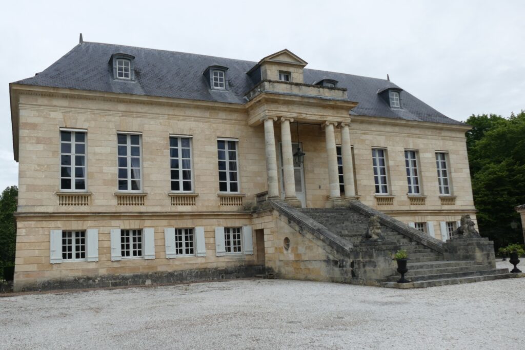 Château La Louvière Pessac Léeognan 20 minutes du centre de Bordeaux